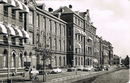 02 Ansichtkaart Gemeenteziekenhuis - Zuidwal, 's-Gravenhage.jpg