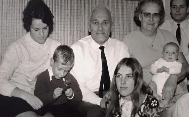 14 groepsfoto met Pa en Ma.jpg